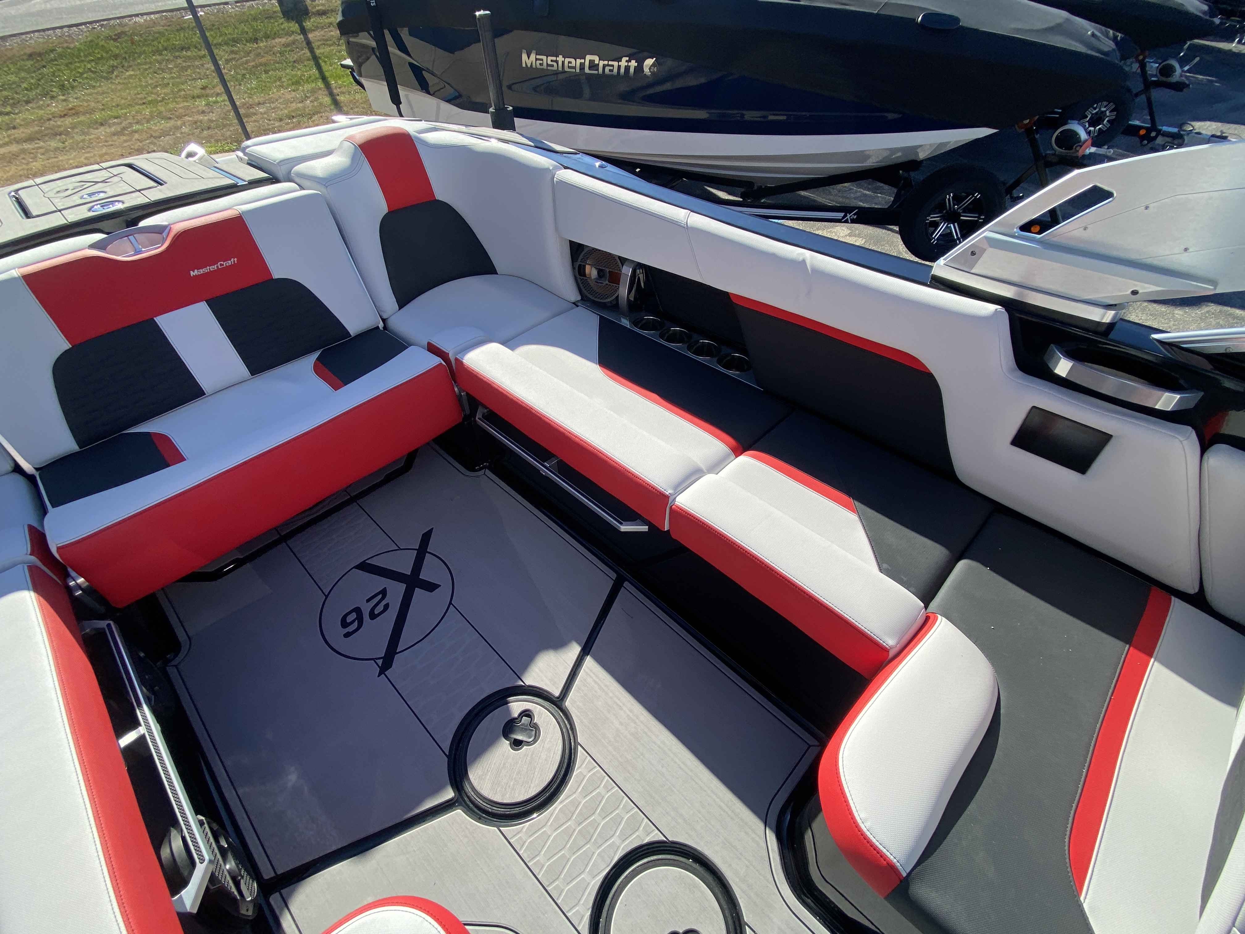2021 MasterCraft X26
