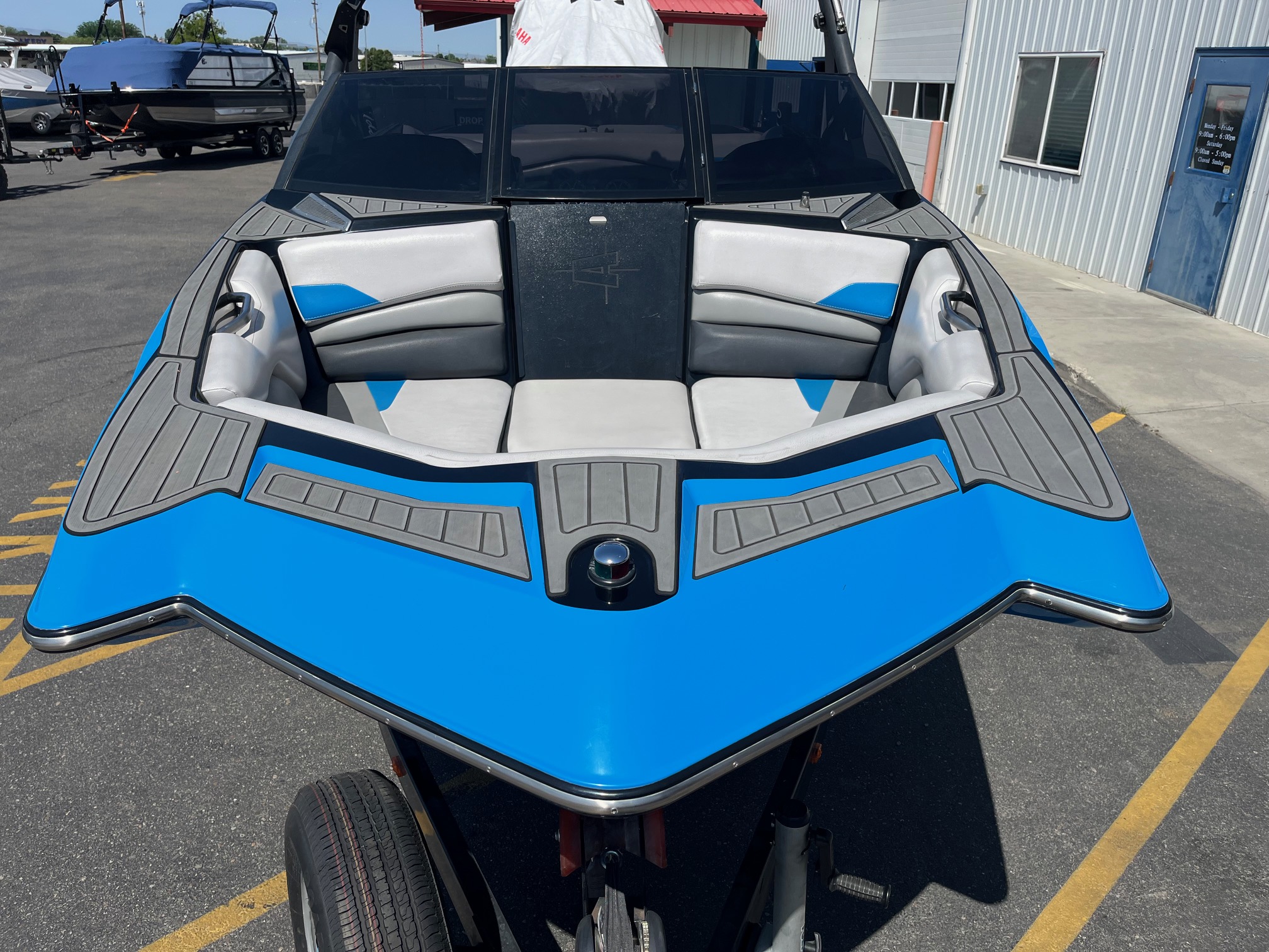 2015 Axis A22
