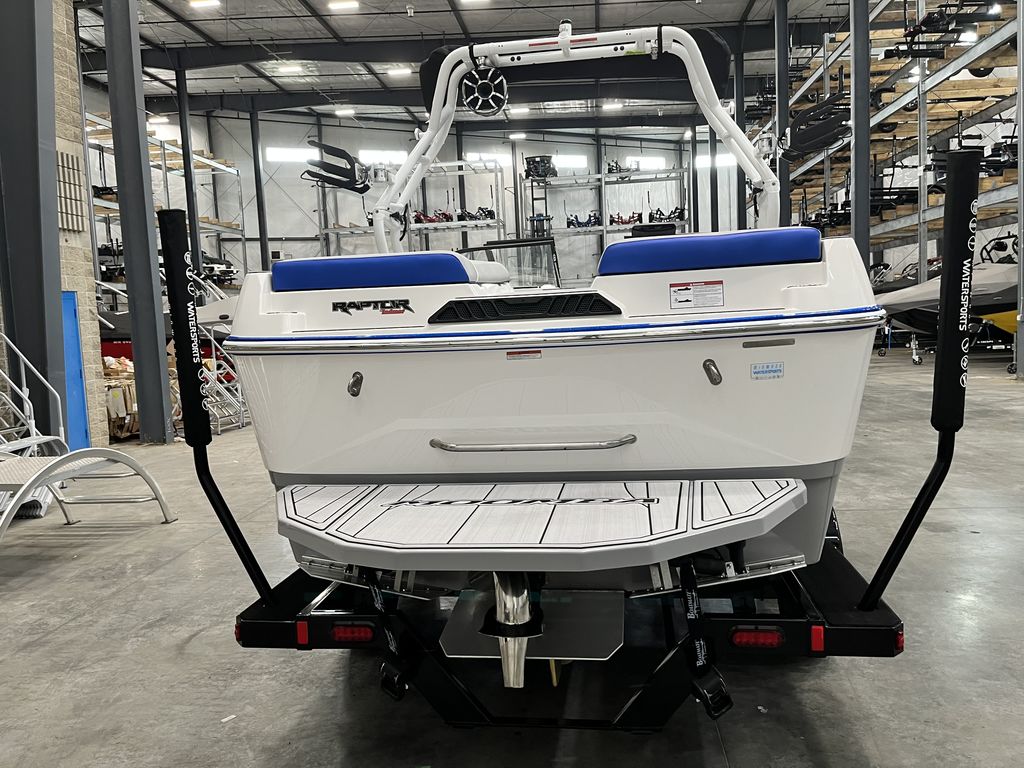 2023 MOOMBA Craz