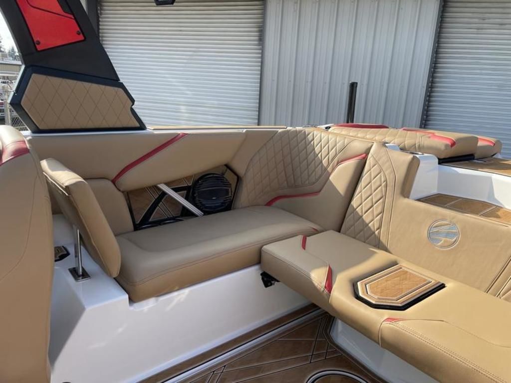 2023 tige 22RZX