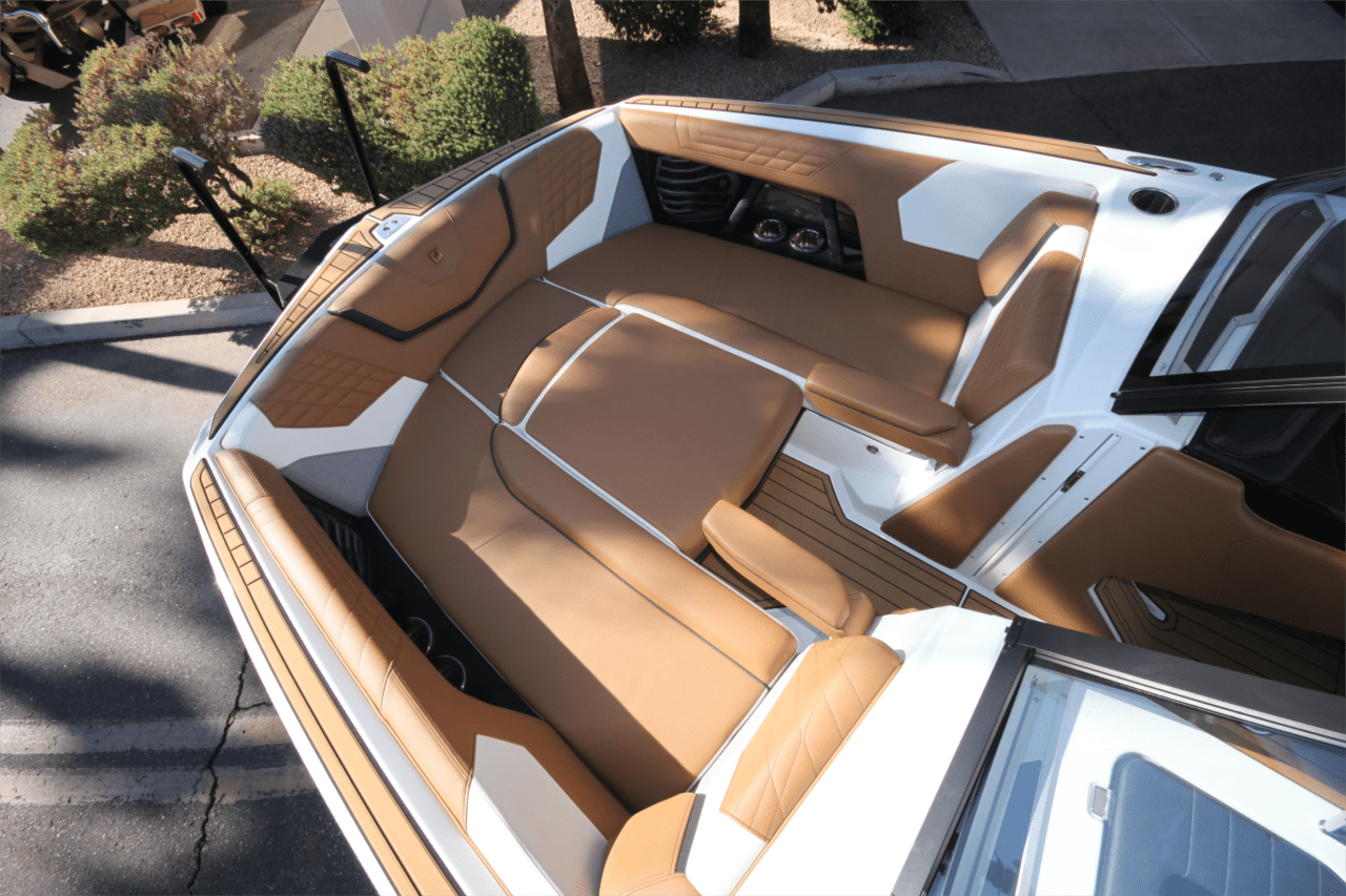 2024 Super Air Nautique G25 &#8211; 118 hours &#8211; Warranty till 8/18/28