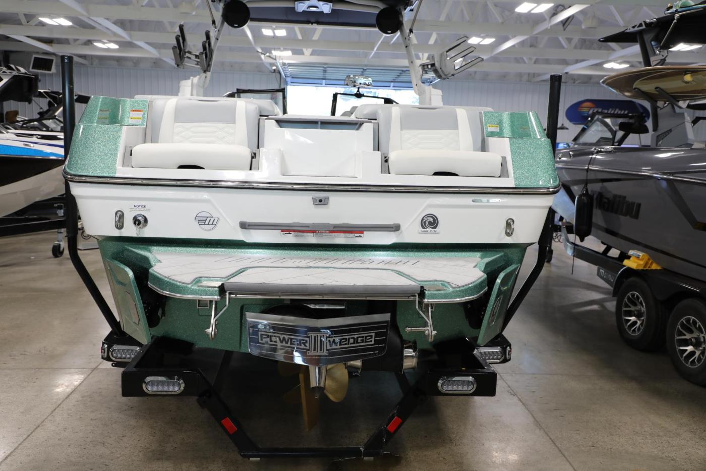 2024 Malibu 26 LSV