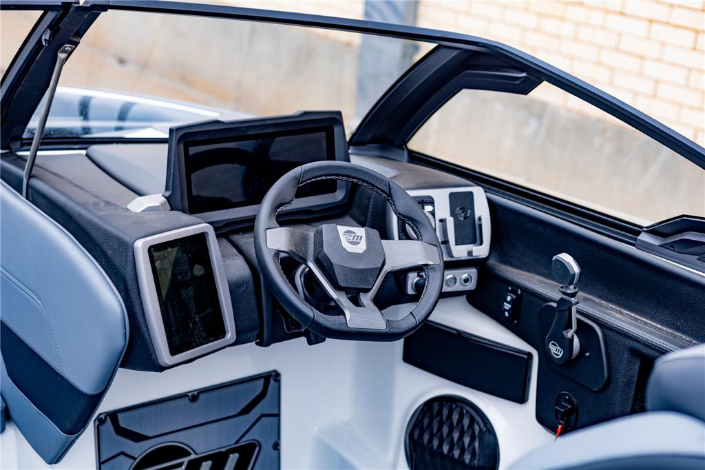 2024 Malibu 23 MXZ
