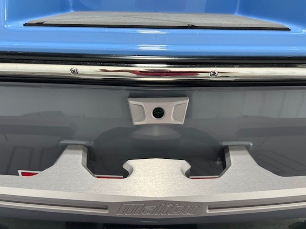 2024 Malibu Boats 23 LSV