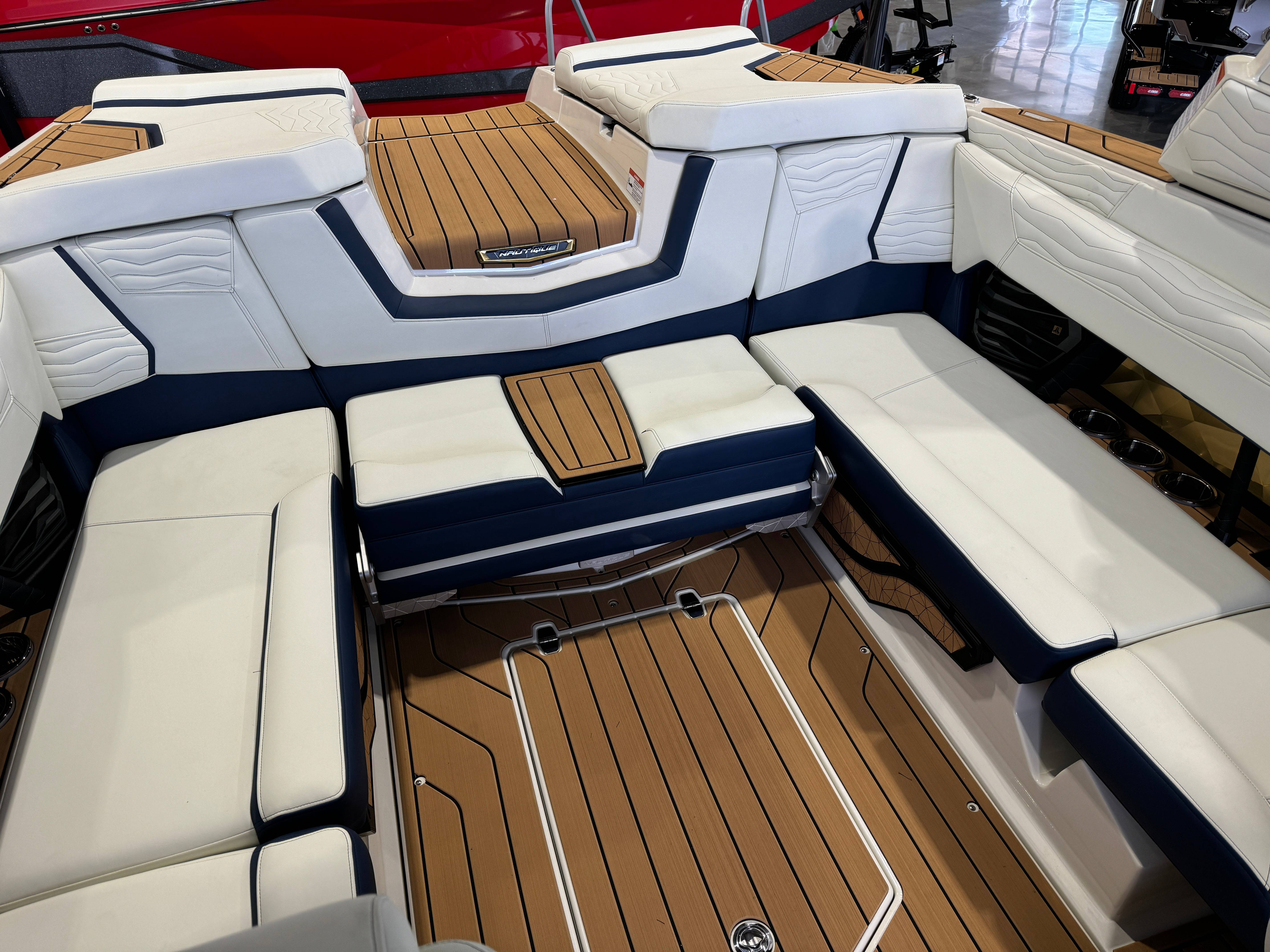 2025 Nautique Super Air Nautique G23
