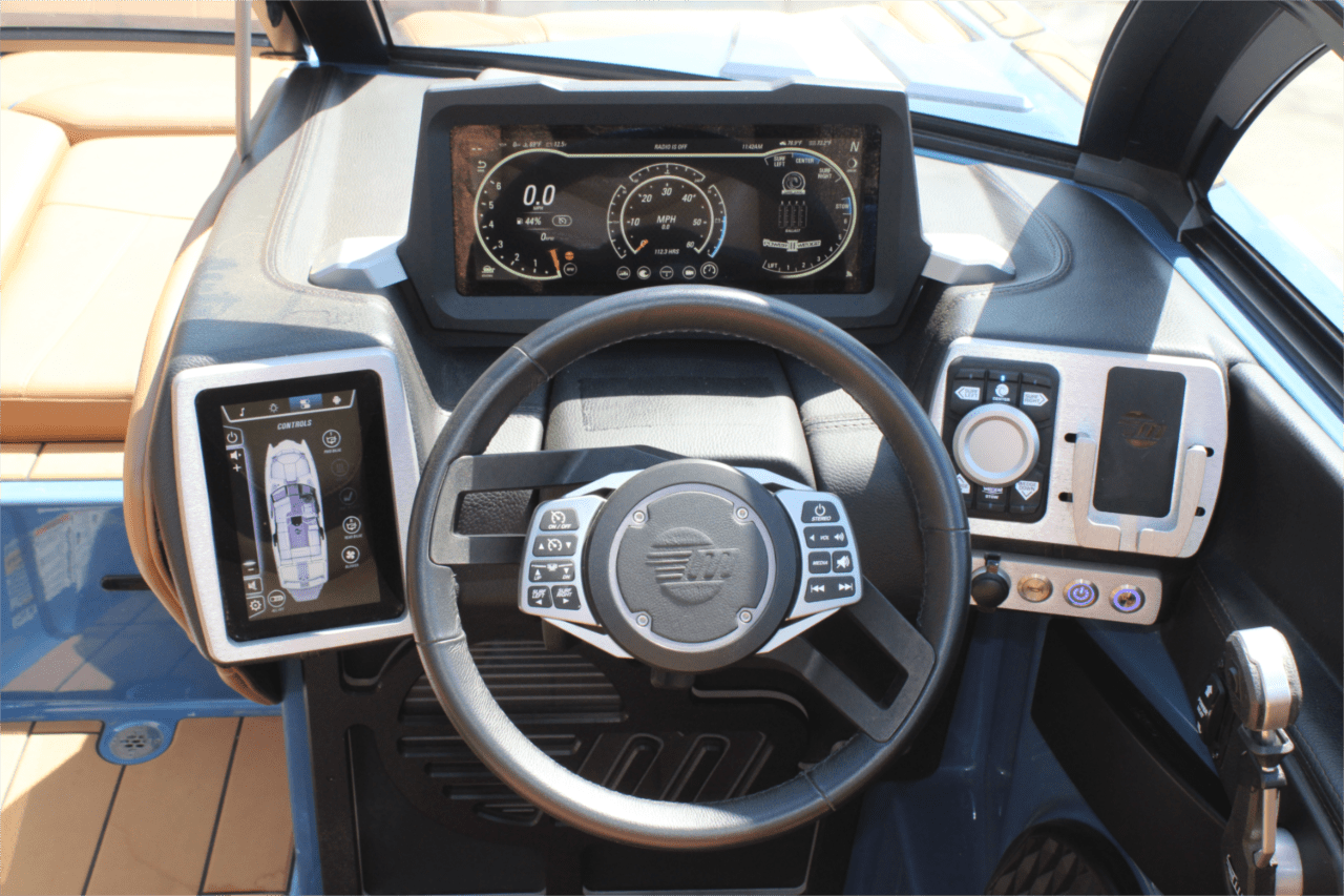 2022 Malibu 24 MXZ Icon