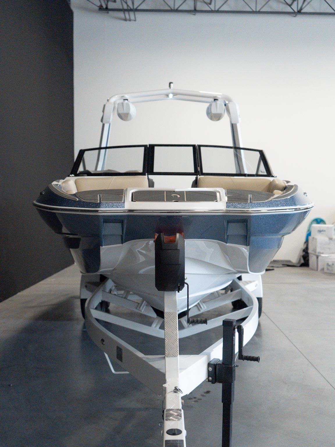 2025 Centurion Fe23 – Steel Blue Flake / White Icon