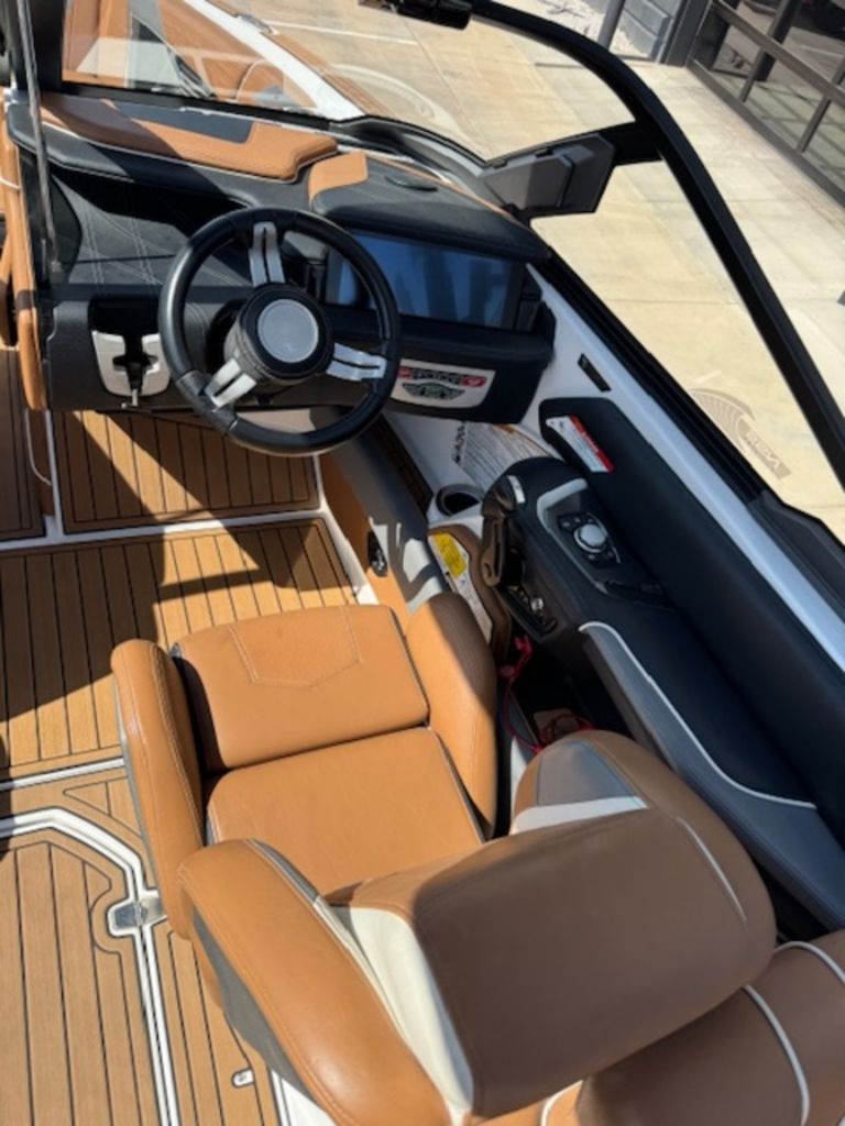2020 Nautique Super Air Nautique G23
