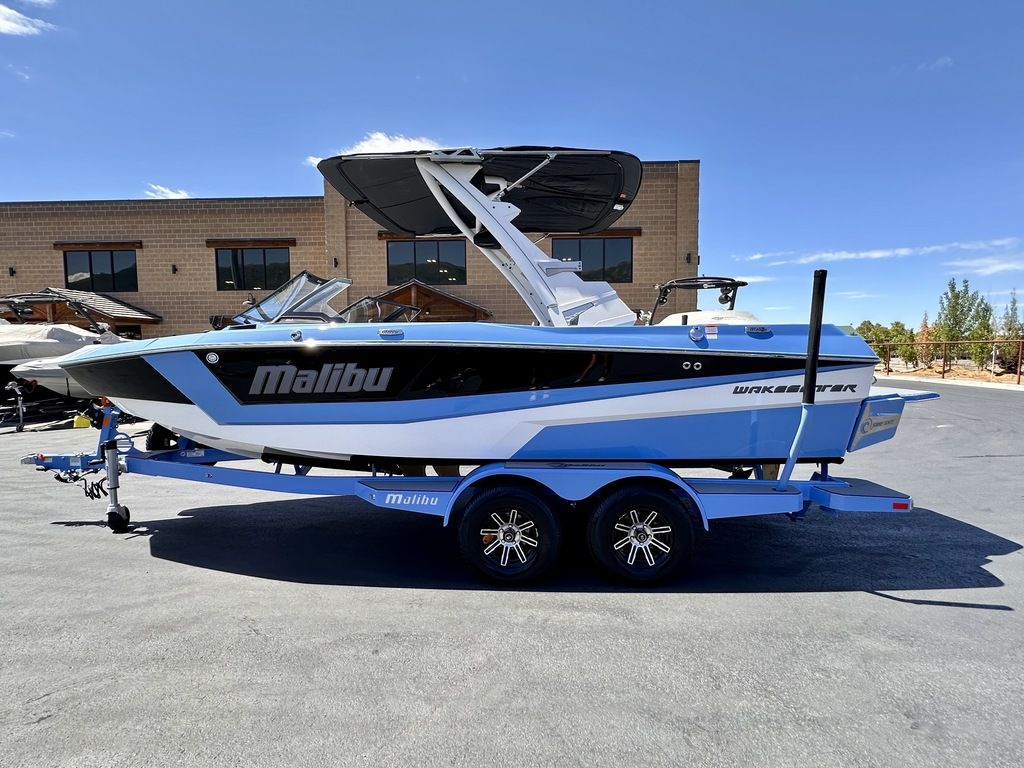 boat.Title