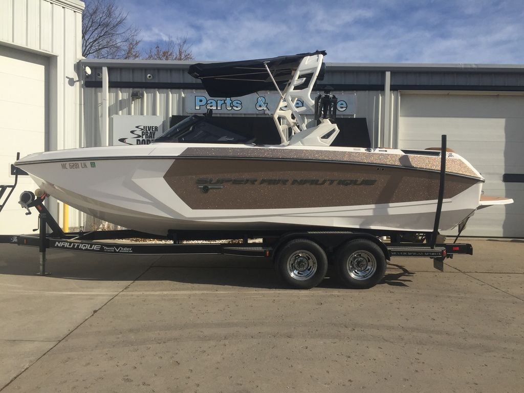boat.Title