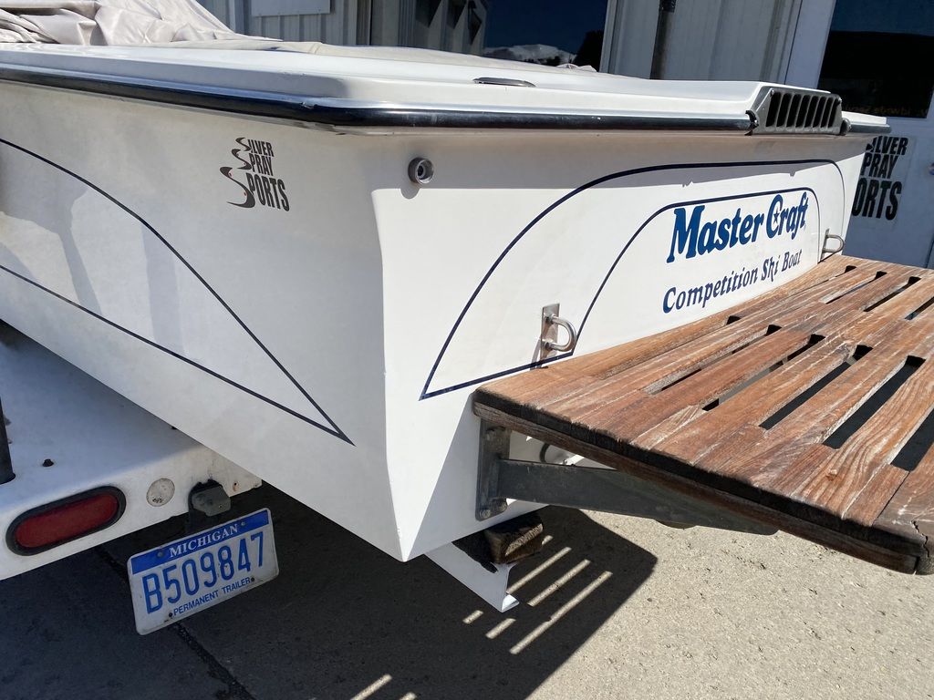 1986 Mastercraft Ski Boat Icon