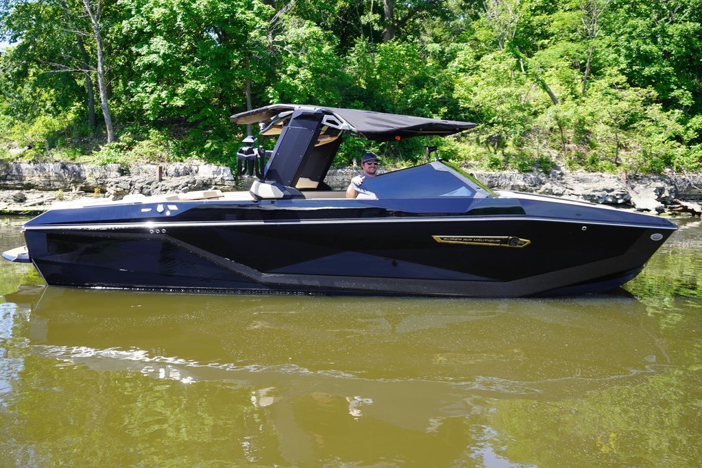 2025 Nautique Super Air Nautique G25