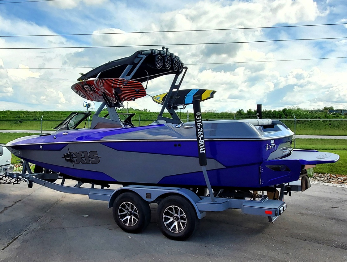 2021 Axis A20     Low Hours  Loaded with options