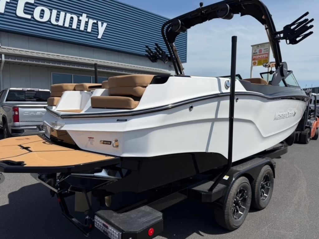 2025 MasterCraft XT24