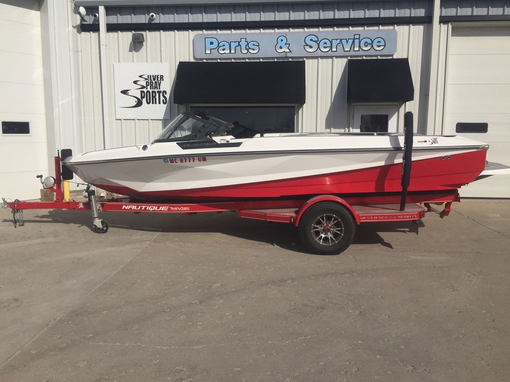 boat.Title