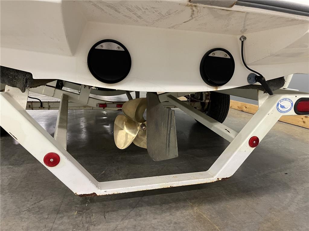 1995 MasterCraft Maristar 200 V