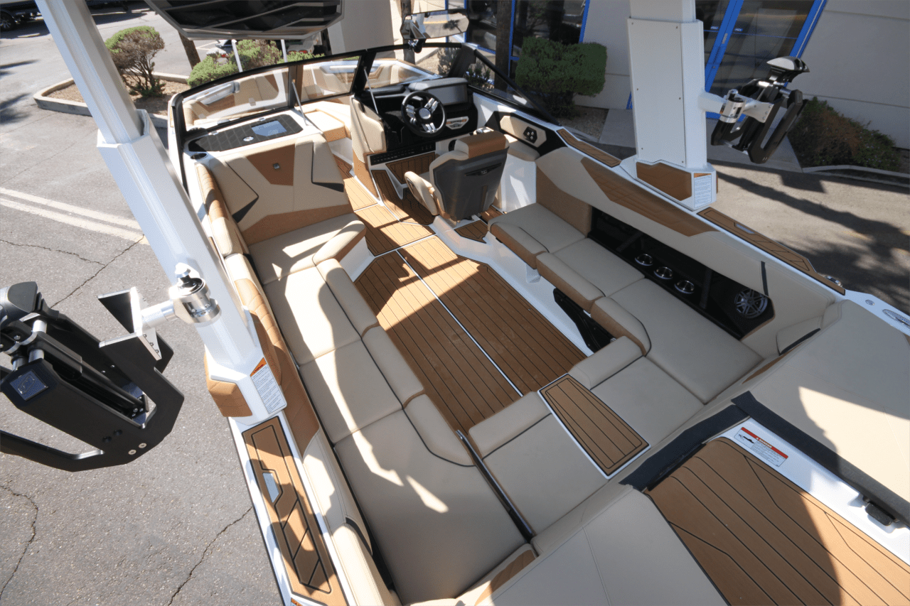 2025 Super Air Nautique S23 &#8220;Centennial Edition&#8221;