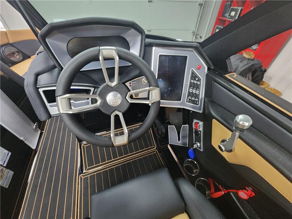 2024 Mastercraft XT-23 | 209111