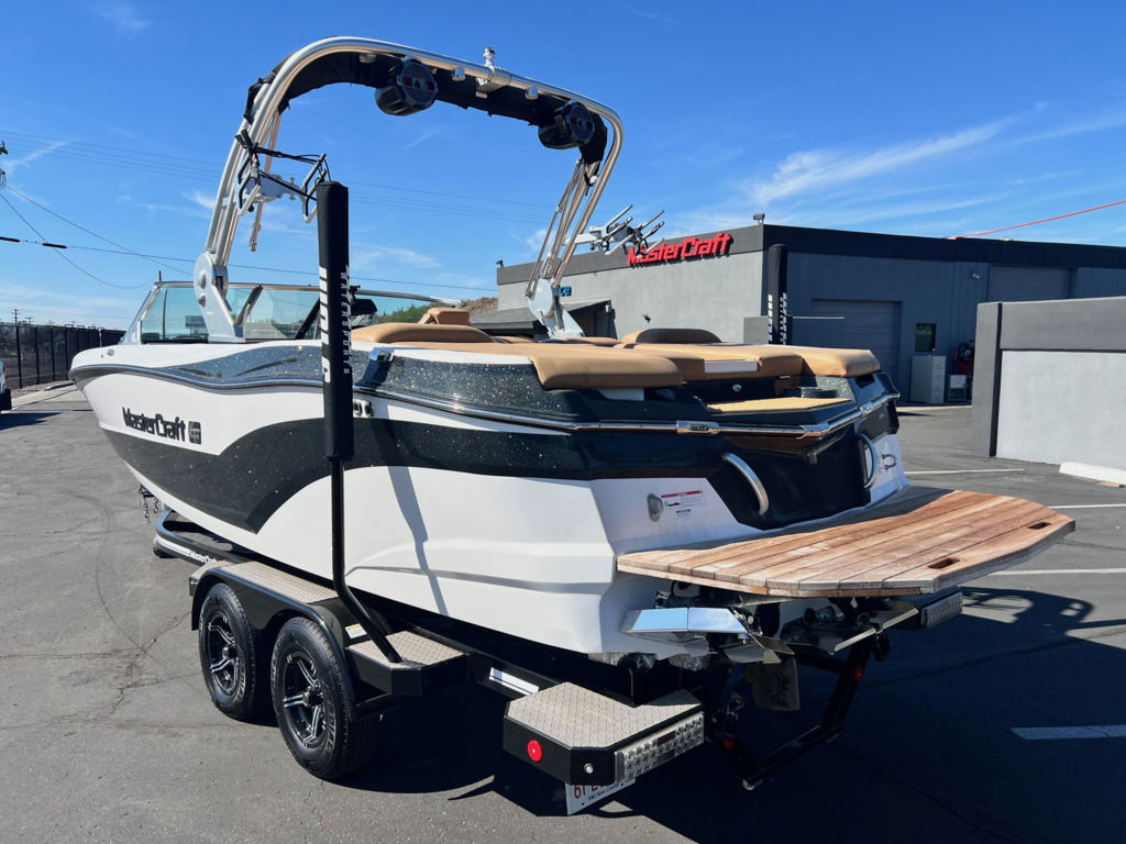 2021 Mastercraft XT22