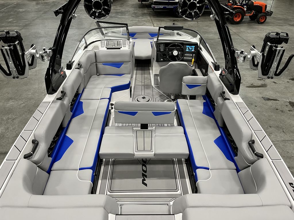2023 MOOMBA Makai