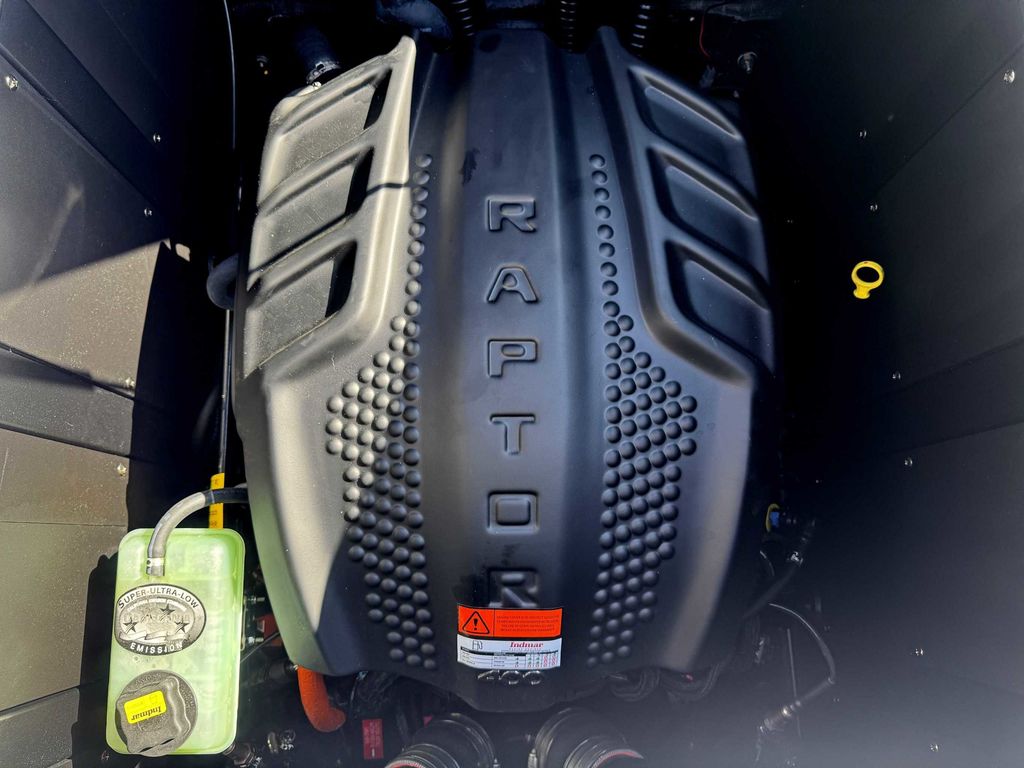2024 MOOMBA Max