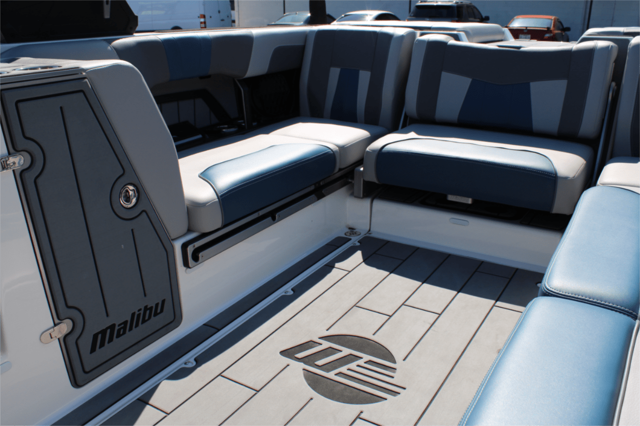 2022 Malibu 24 MXZ