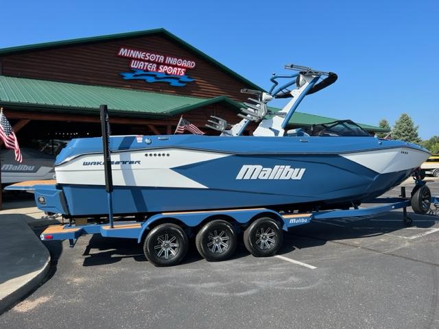 2024 Malibu 26 LSV *Huge MSRP Discount- New* Icon