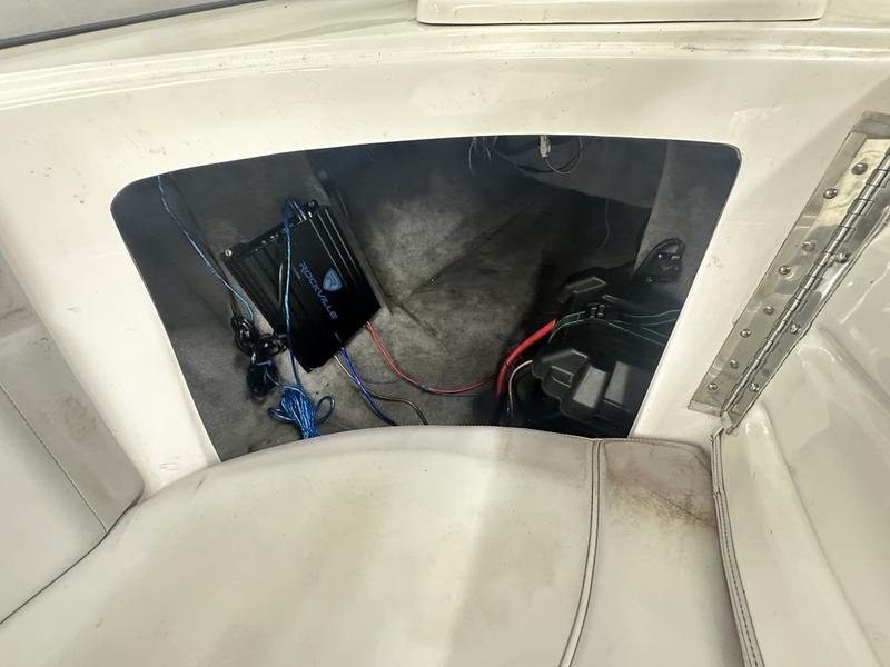 2005 Moomba Outback