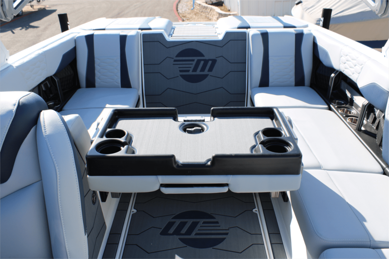 2025 Malibu 24 MXZ