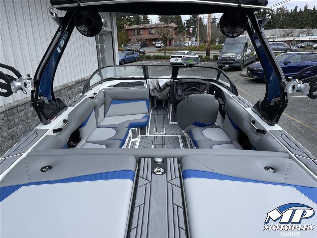 2023 CENTURION Vi22