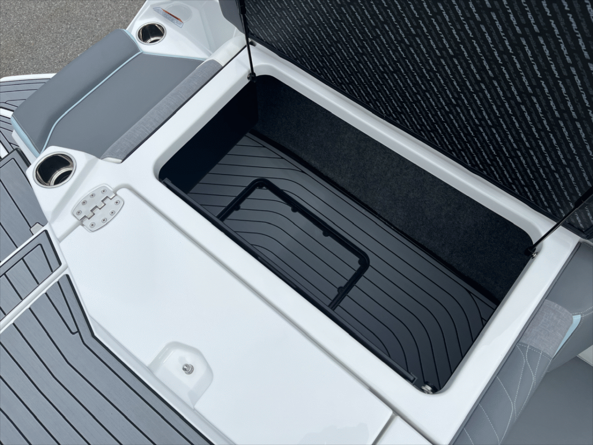2024 Nautique G25