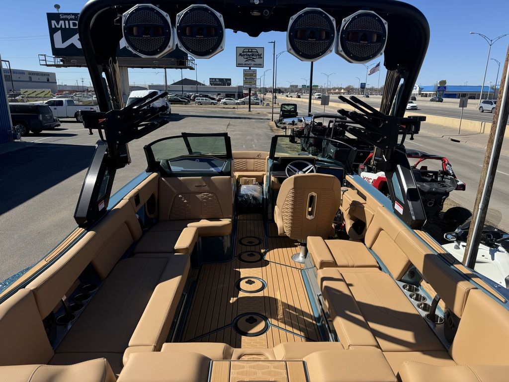 2025 MasterCraft X24