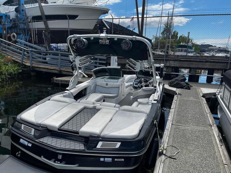 2015 MasterCraft X10