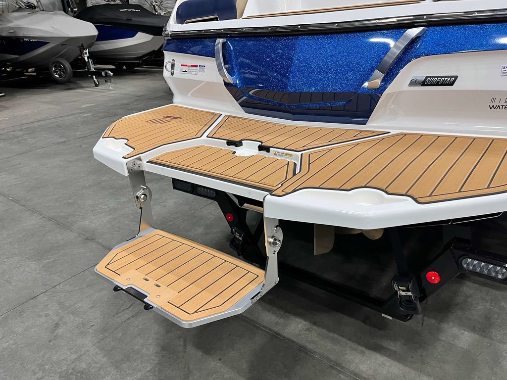 2025 MasterCraft X22