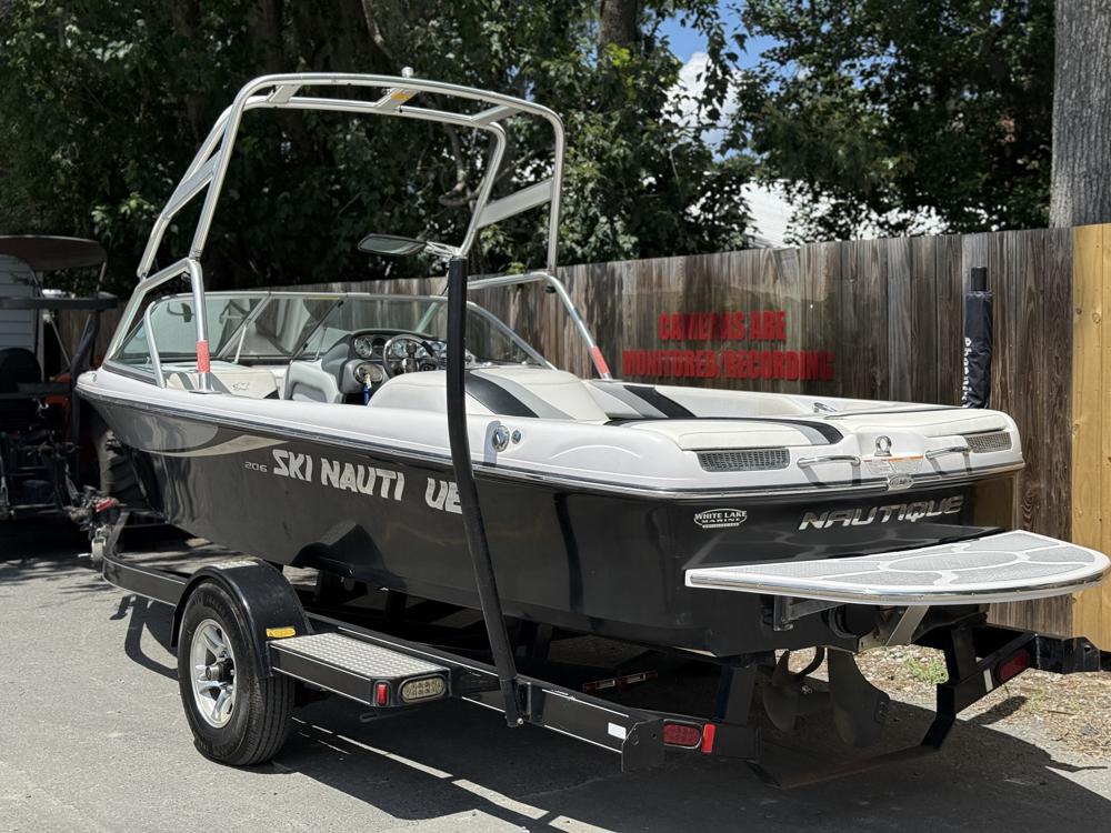 2009 SKI NAUTIQUE 206