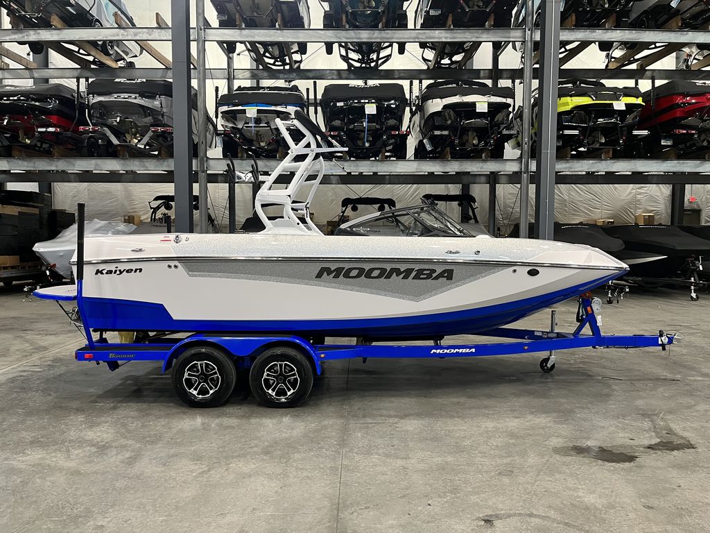 2023 MOOMBA Kaiyen