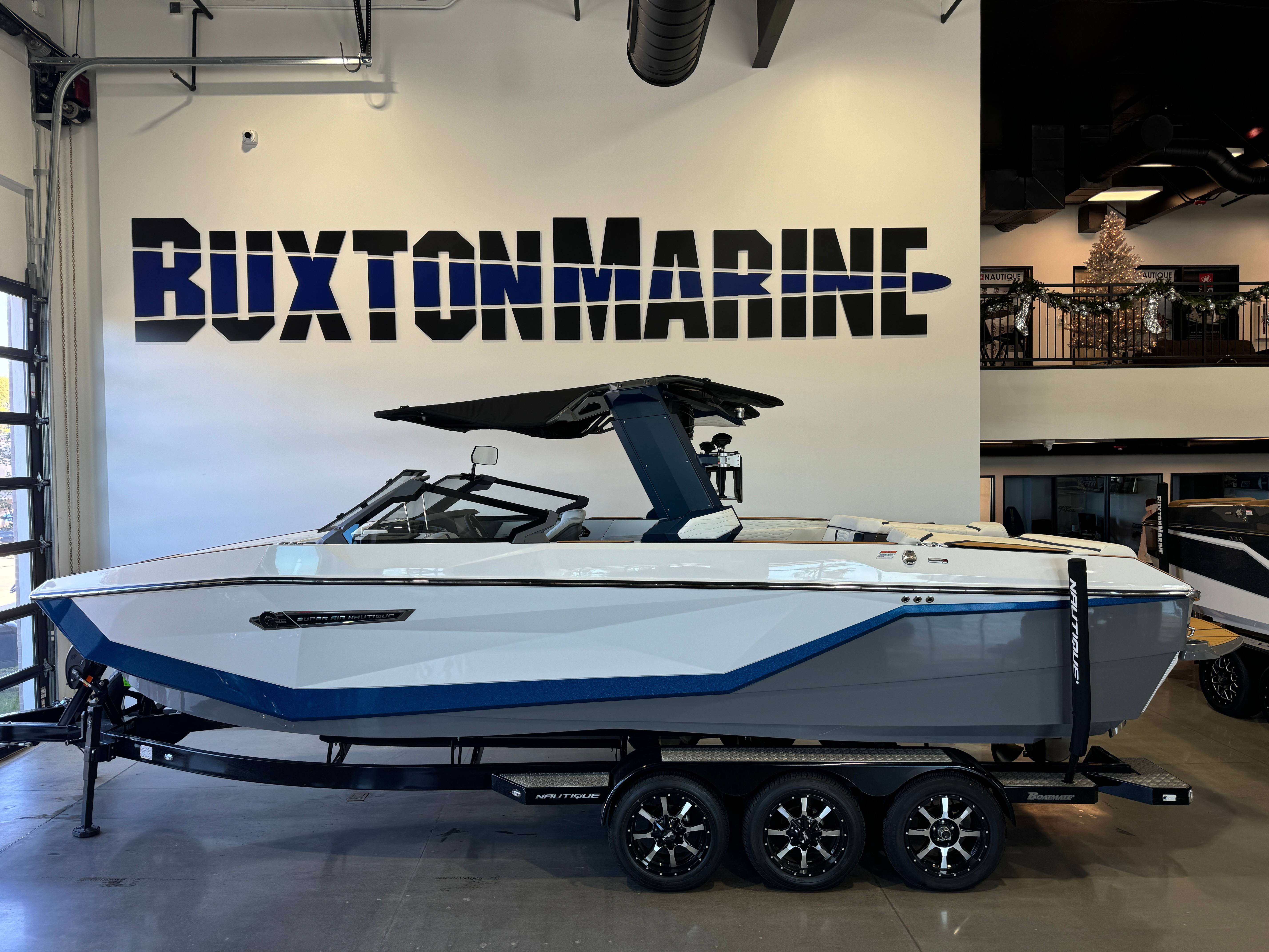 boat.Title
