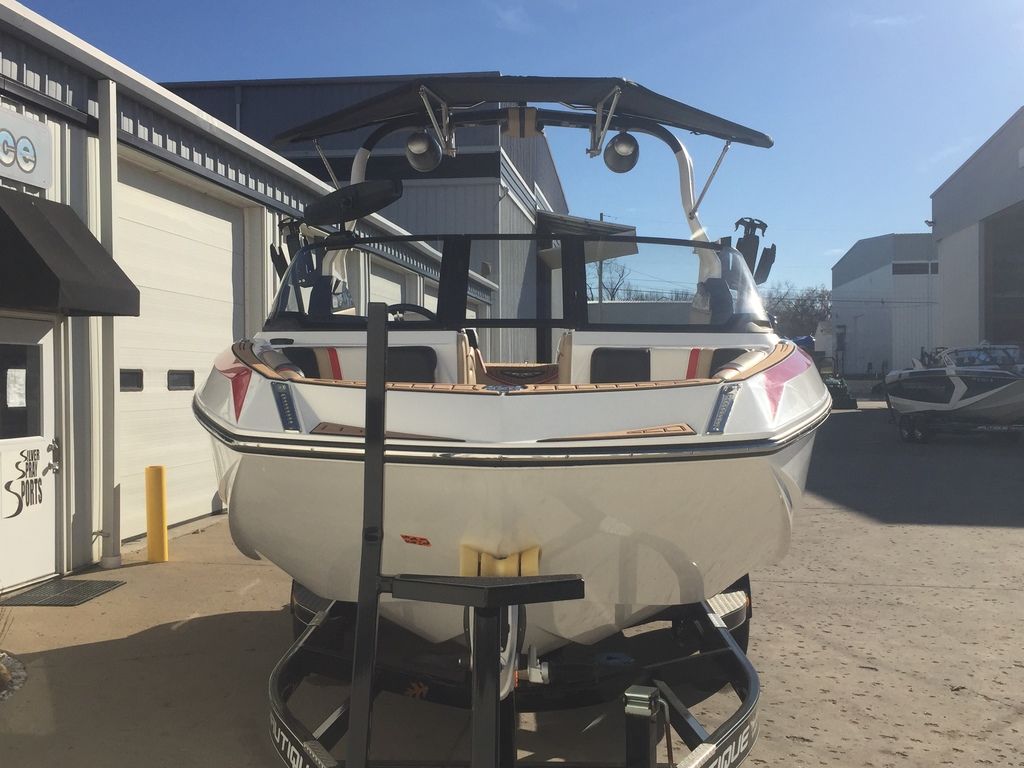 2019 Nautique Super Air Nautique G21