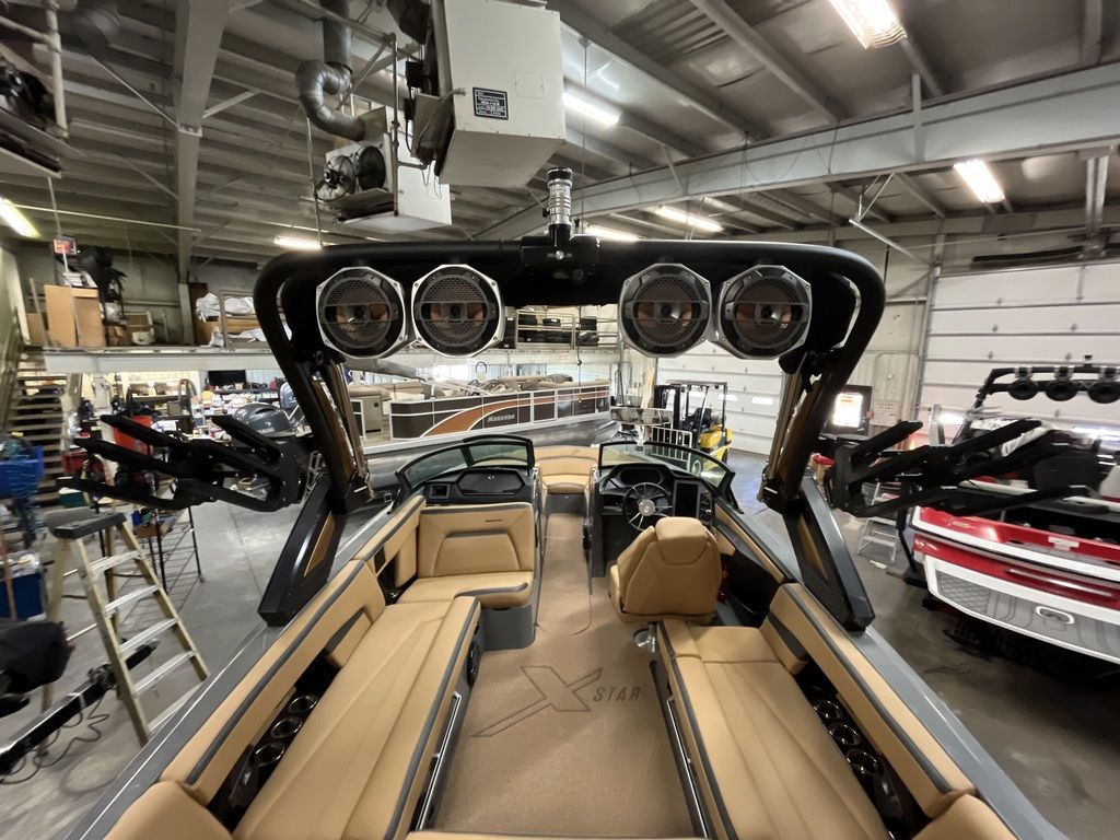 2022 MasterCraft Xstar S