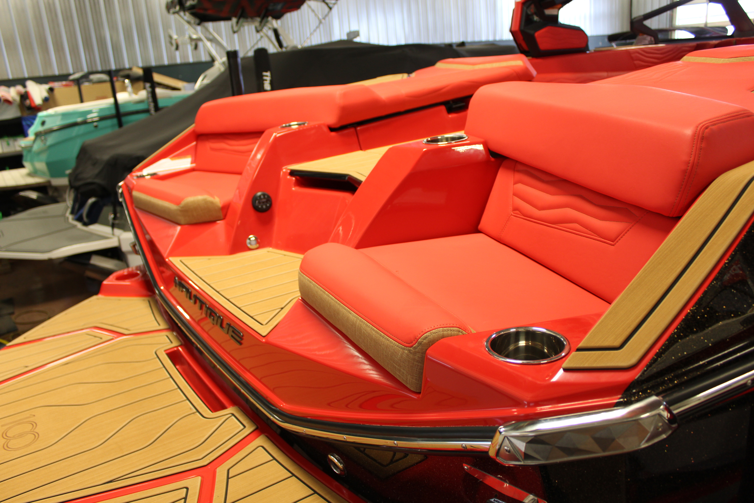2025 Nautique G23
