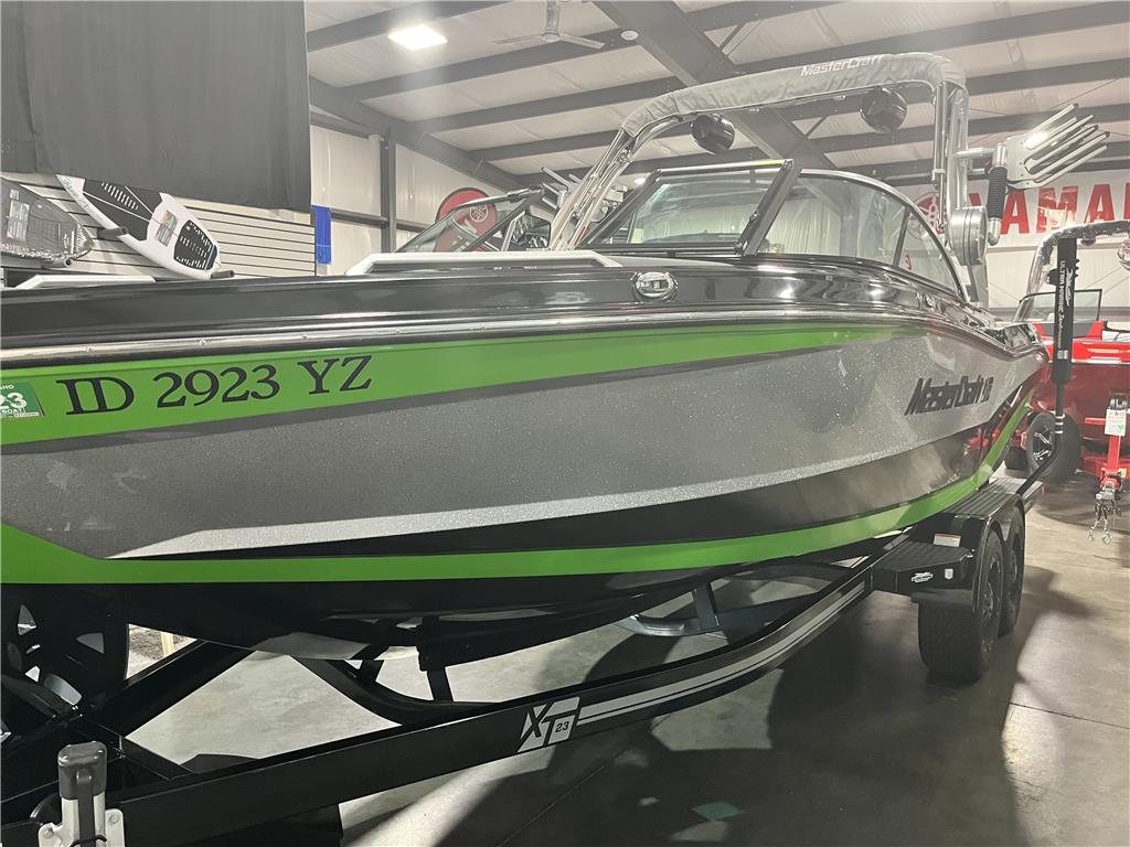 2019 Mastercraft XT23