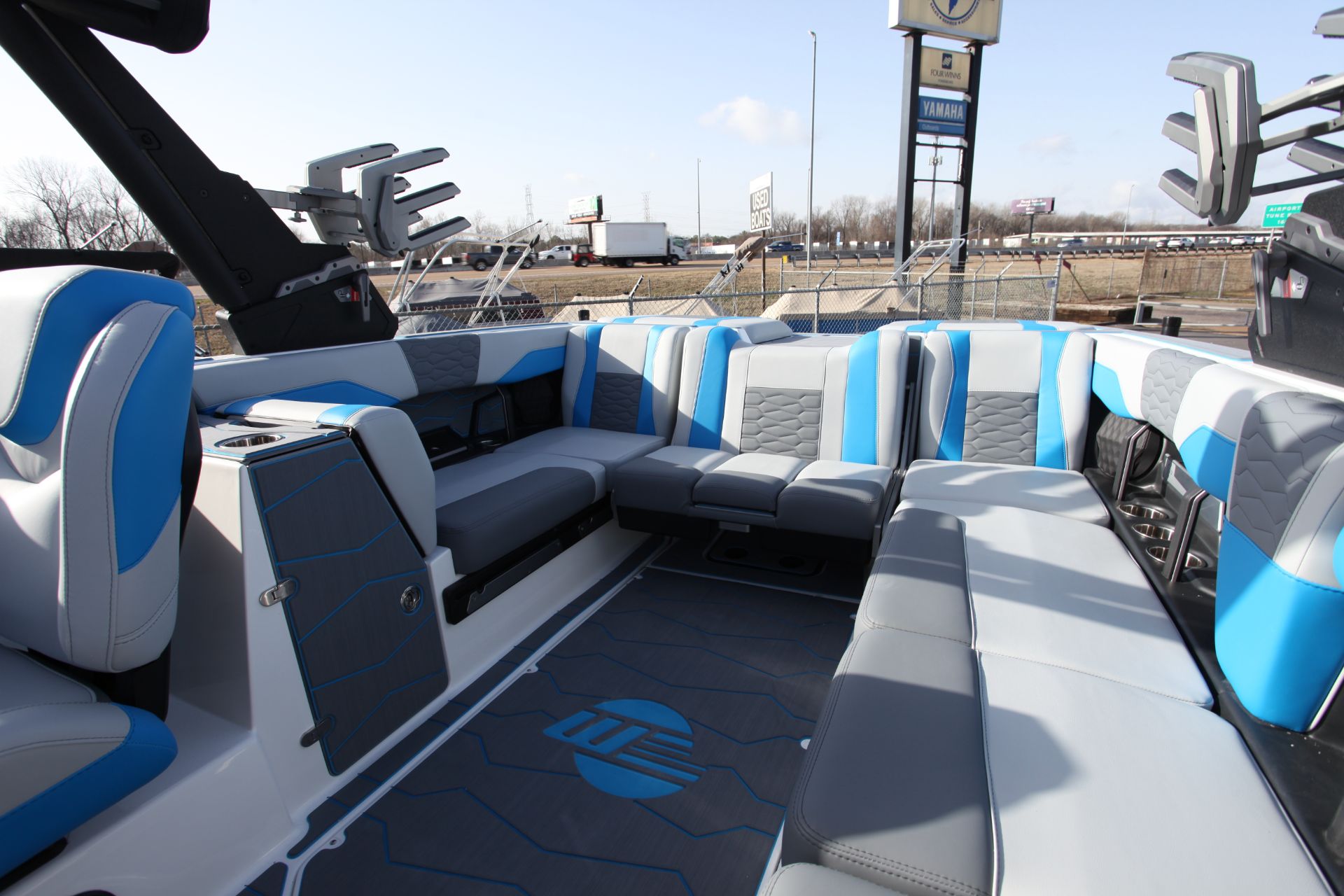  Malibu Wakesetter 24 MXZ