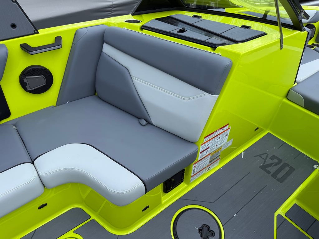 2025 Axis A20