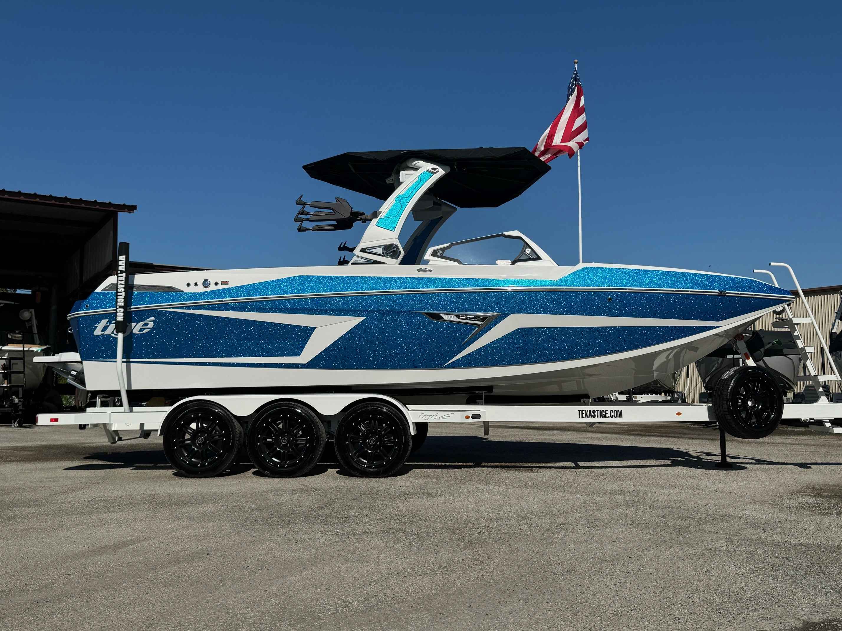boat.Title