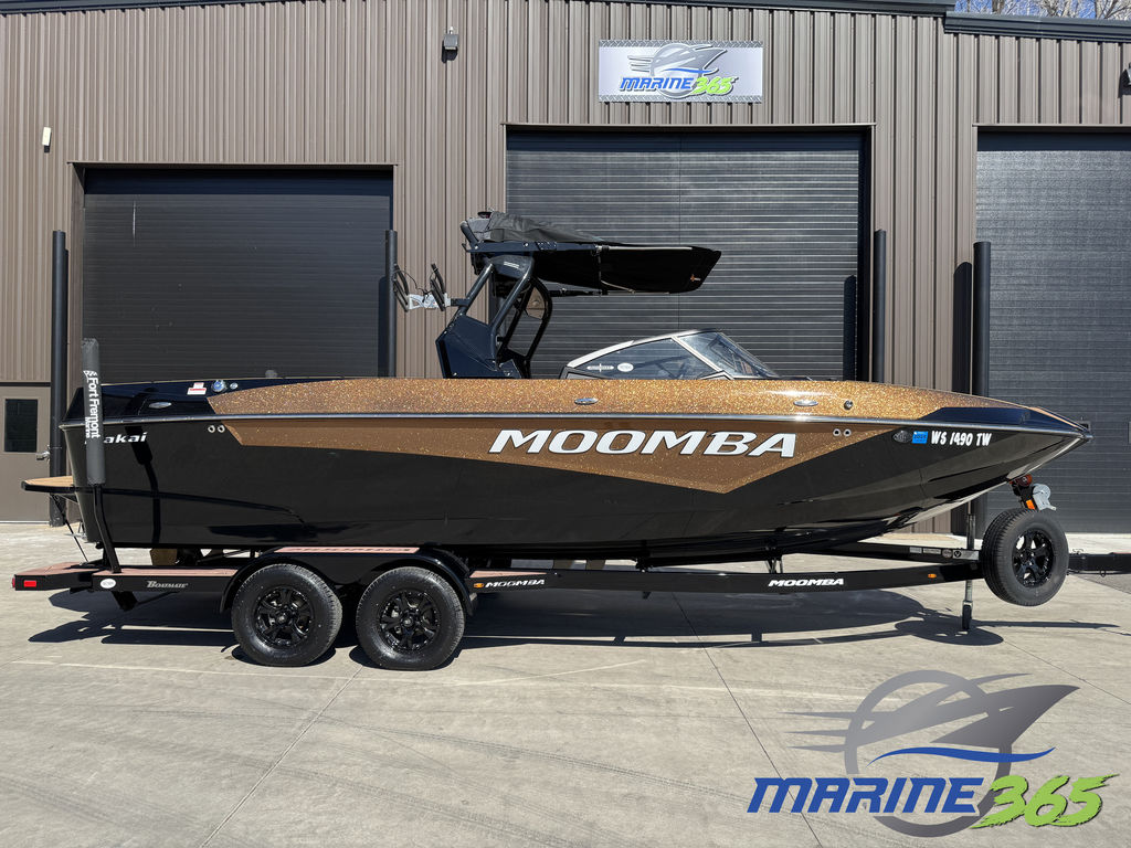 2022 MOOMBA Makai
