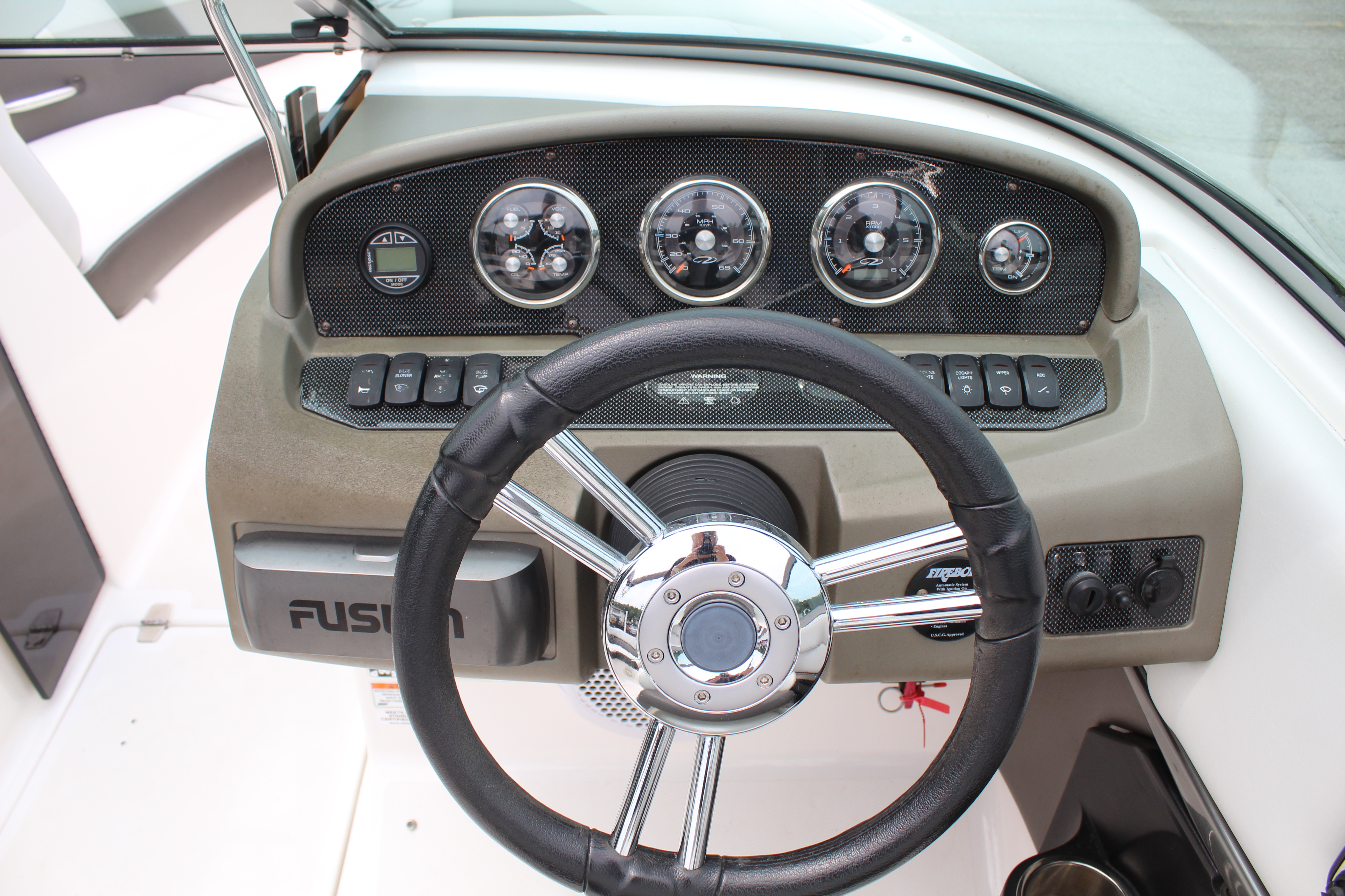 2011 Regal 2100
