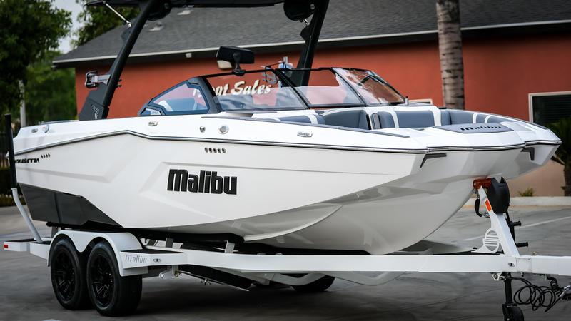 boat.Title