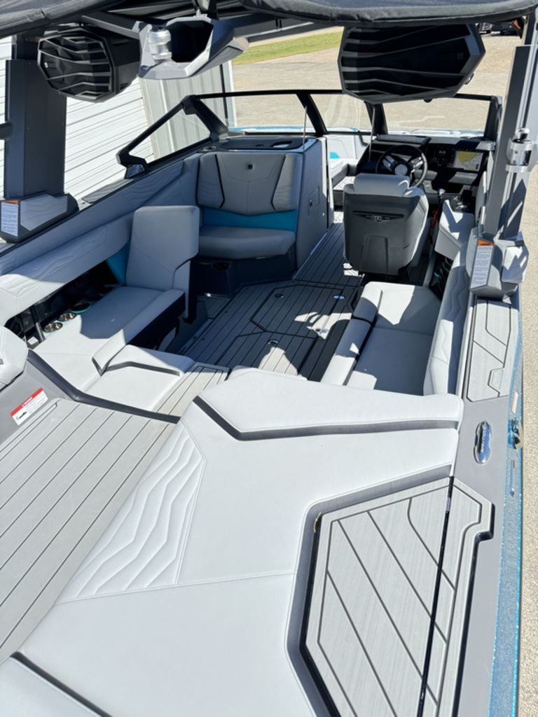 2025 Nautique Super Air Nautique G23 Icon