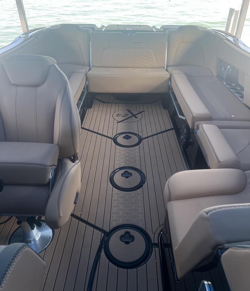 2021 Mastercraft X24