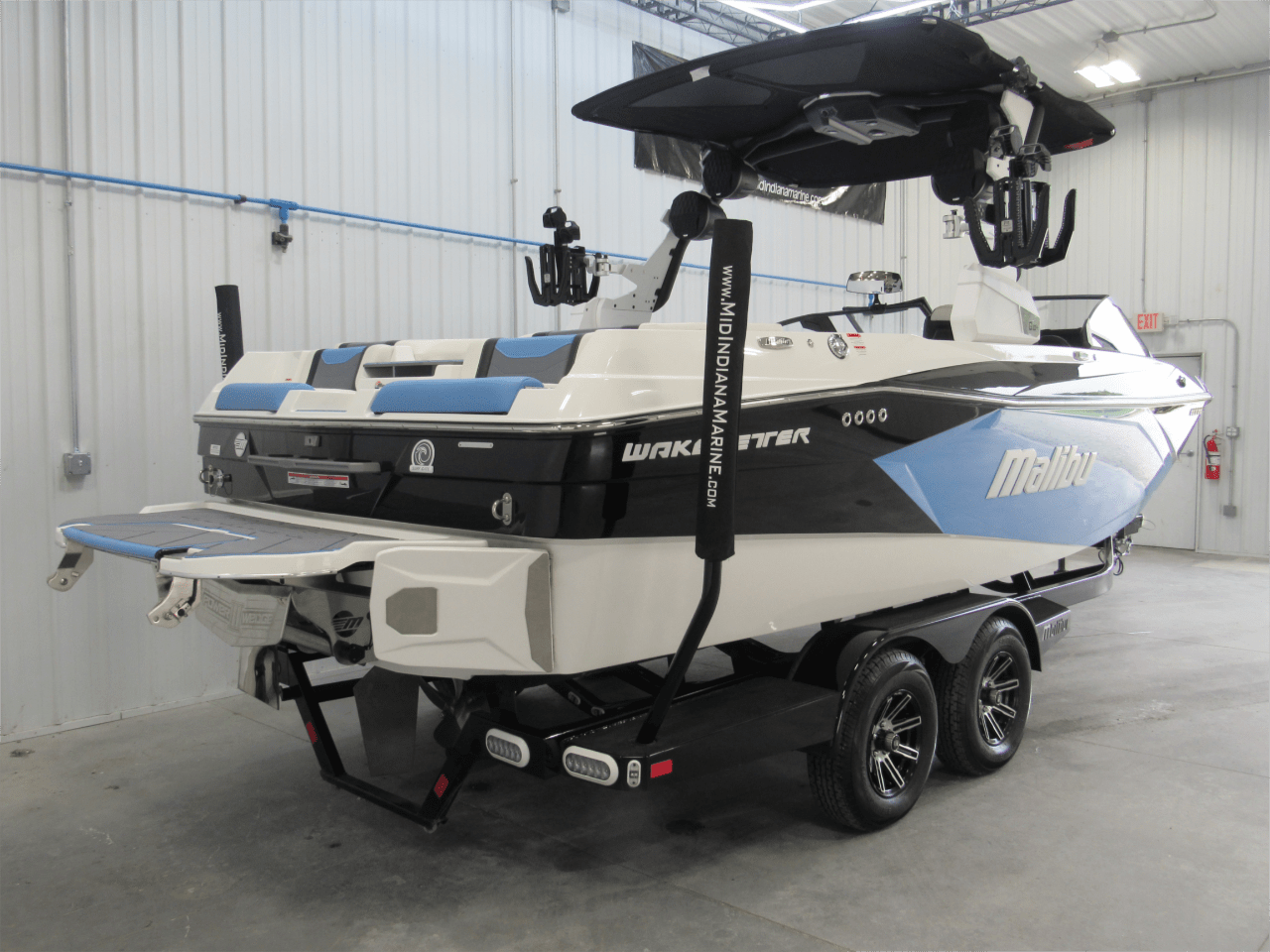 2024 Malibu 23 LSV – 5 Year Warranty Available!